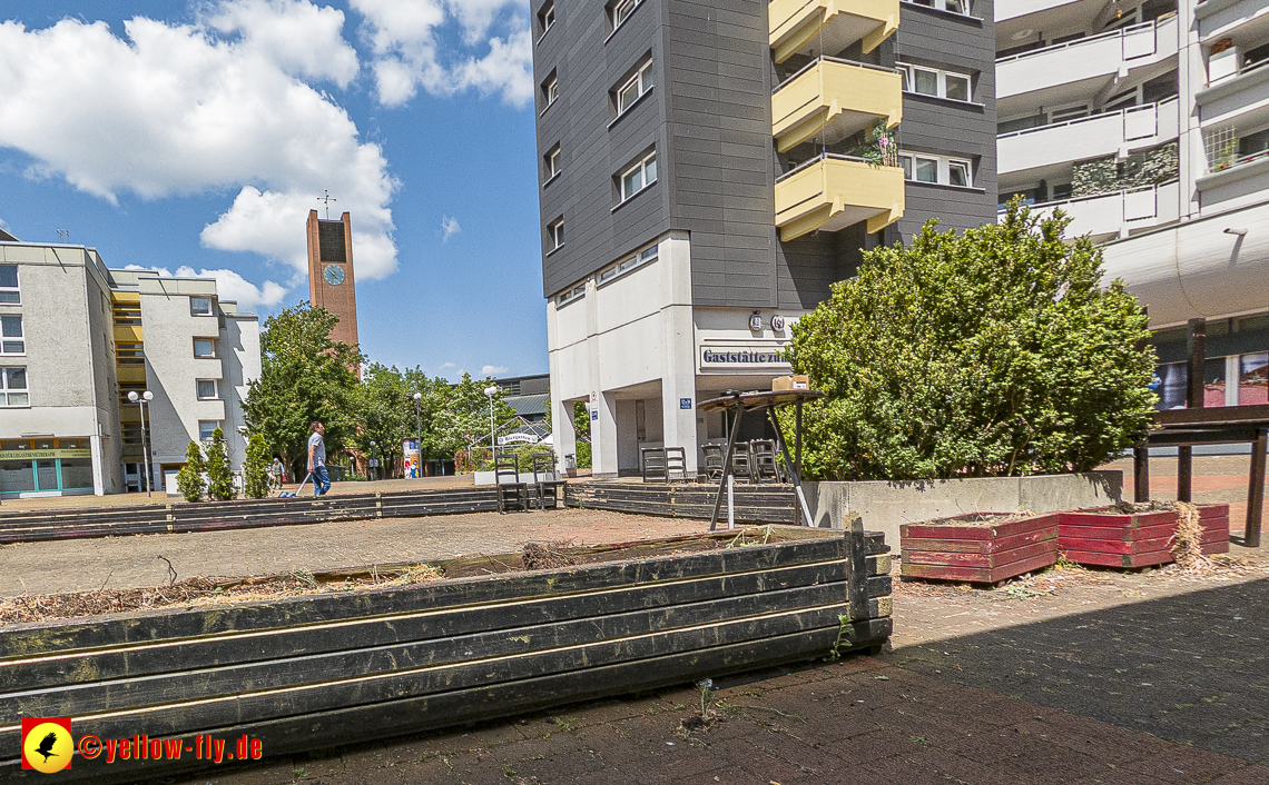 12.06.2023 - kein Grün mehr im Biergarten im Marx-Zentrum